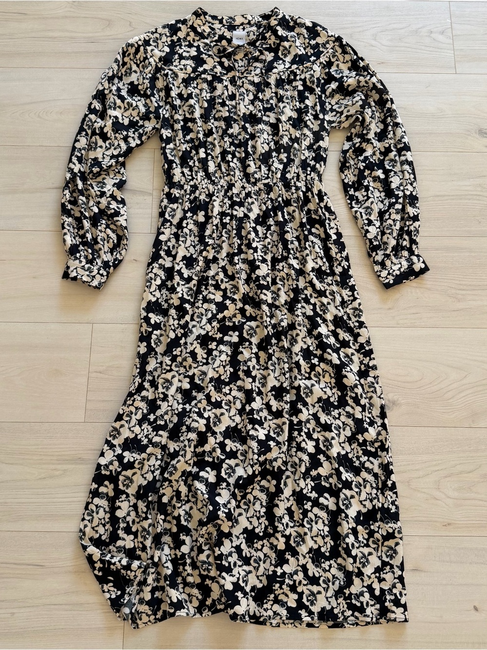 Black & Cream Floral Long Sleeve Midi Dress